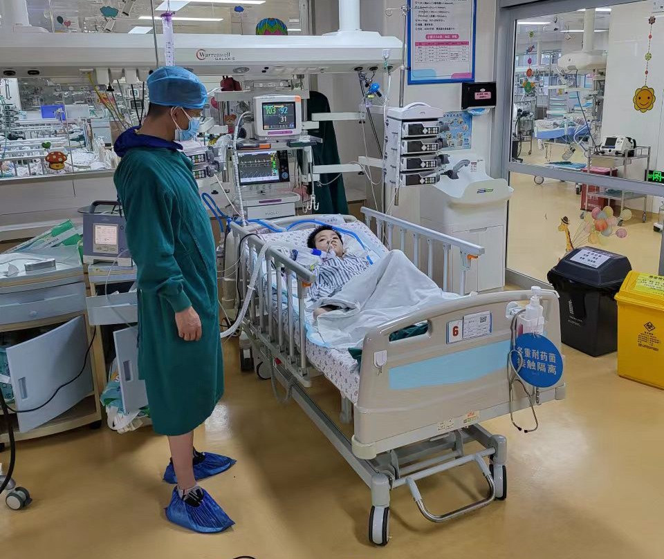 大兴安岭跨省救护车出租公司